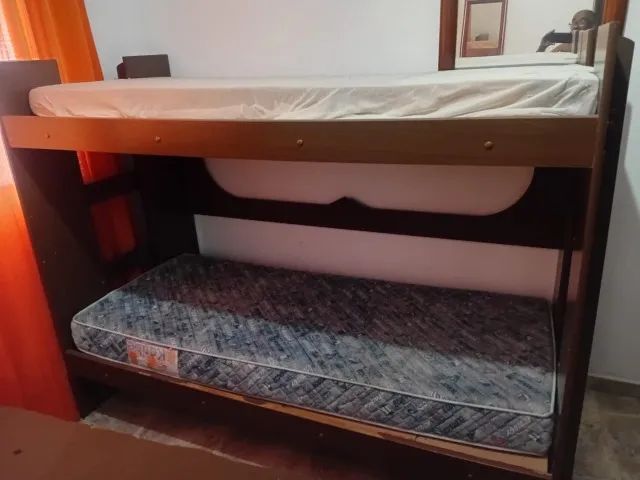 Beliche de Madeira Resistente e Espaçosa - Ótimo Estado! - Foto 3
