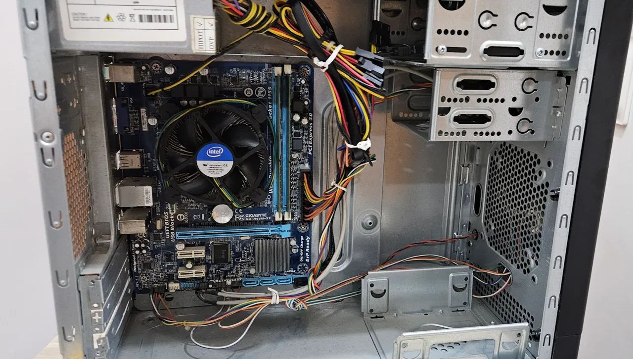 PC Core i3 3240 + SSD 120 GB + 4 GB RAM - Foto 4