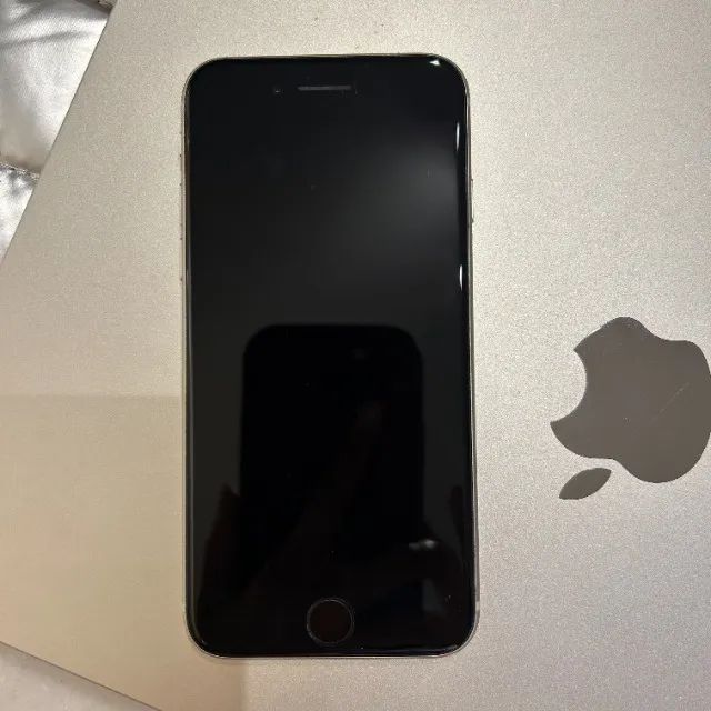 VENDO Iphone SE 3º geração  - Foto 2