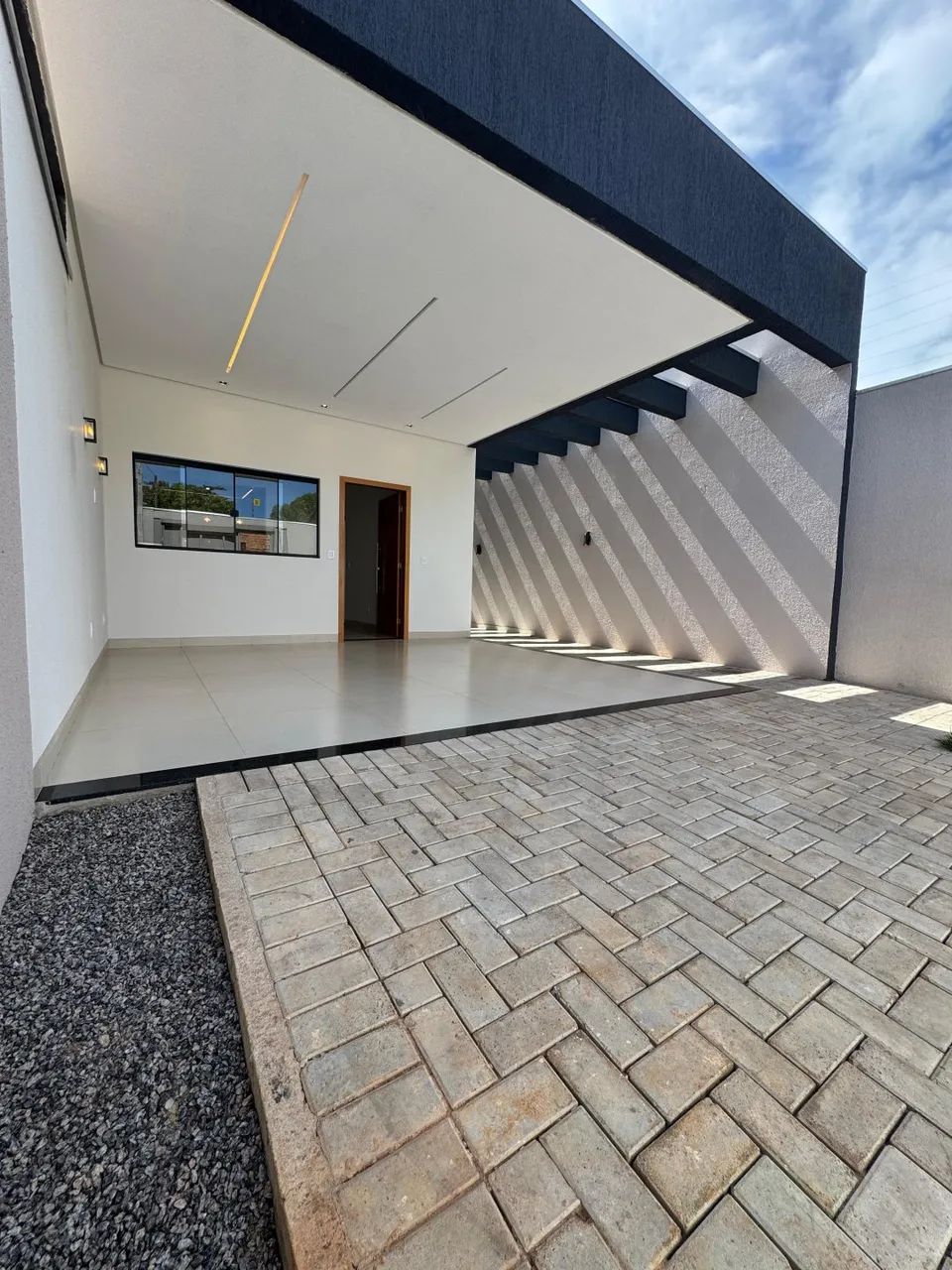 Casa com 3 suítes, sendo 1 suíte plena e 2 suítes americanas, localizada no Plano Diretor  - Foto 3