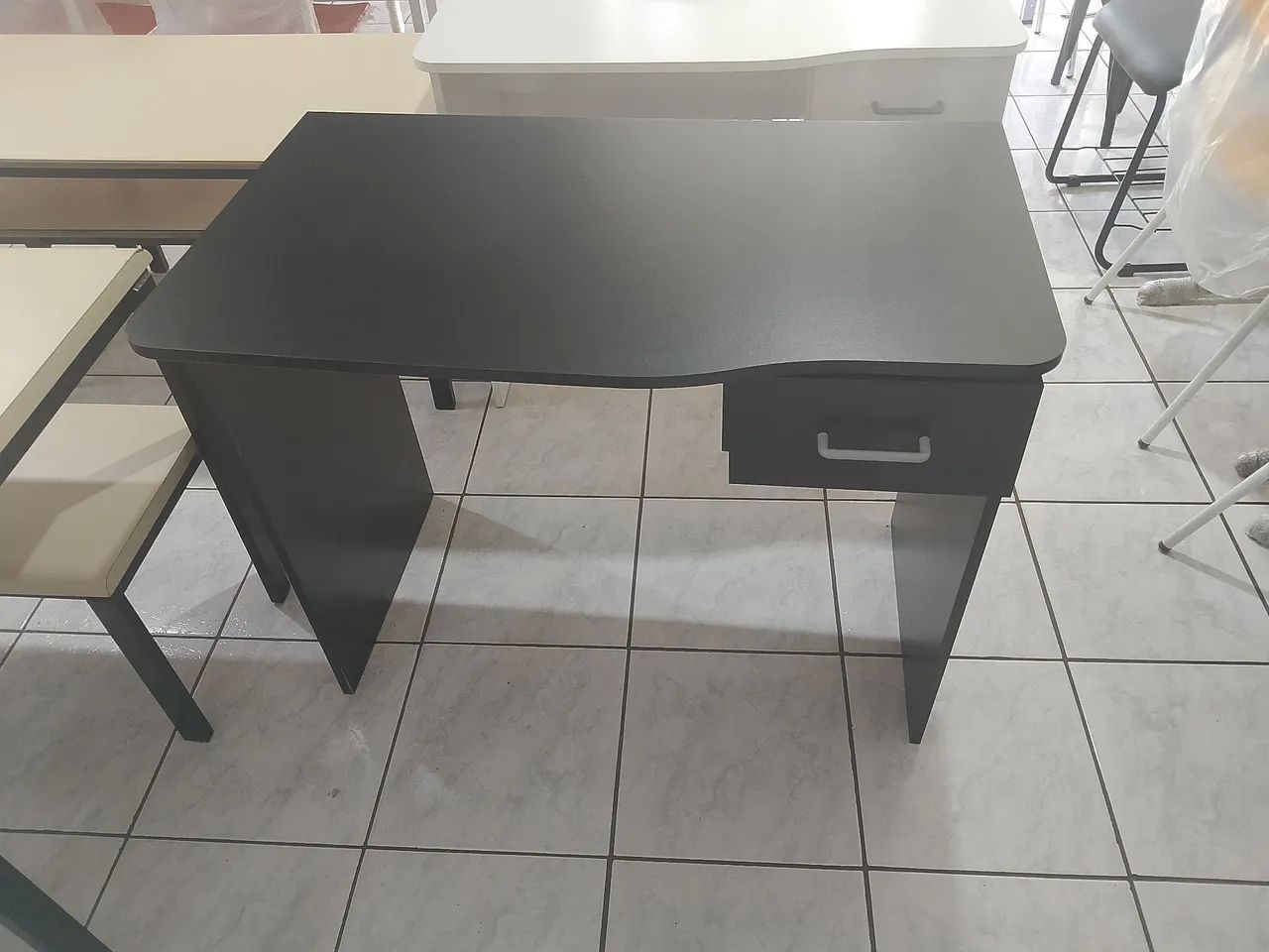 Escrivaninha  - Foto 4