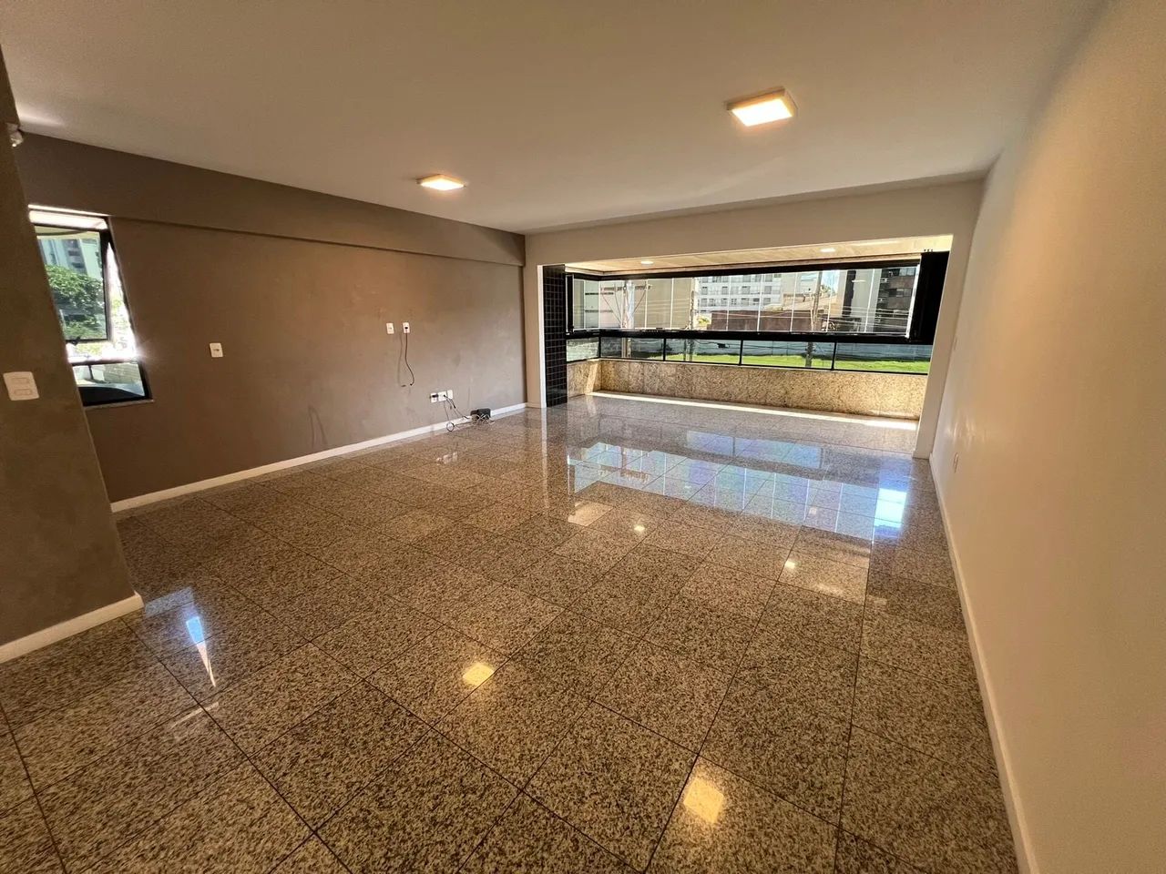 Apartamento 4 Quartos, 160m² na Ponta Verde - Foto 2