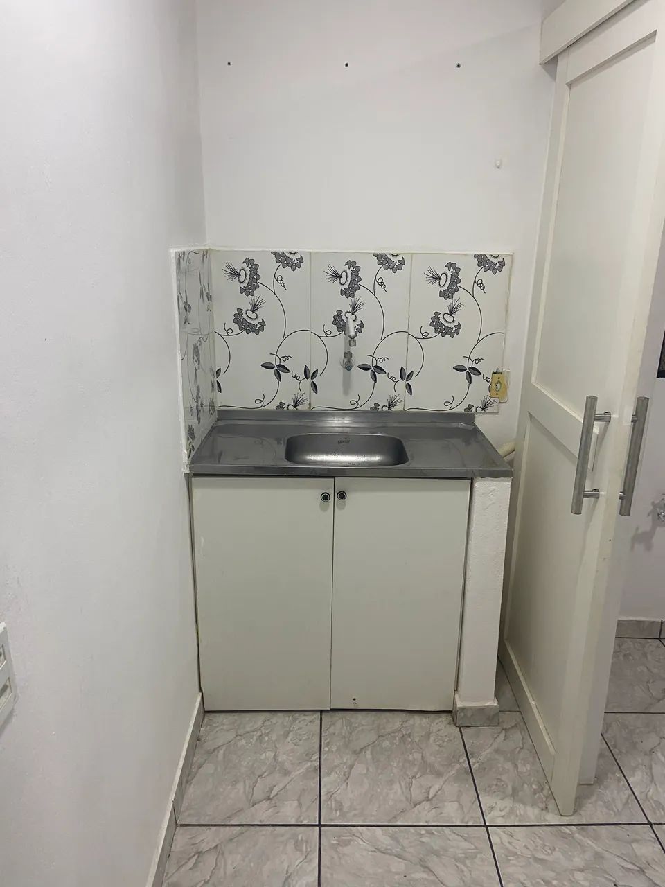 ALUGA-SE APARTAMENTO  - Foto 4