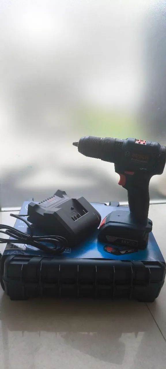 Furadeira Impacto Bosch GSB 185-LI 18V - Nova Lacrada! - Foto 6