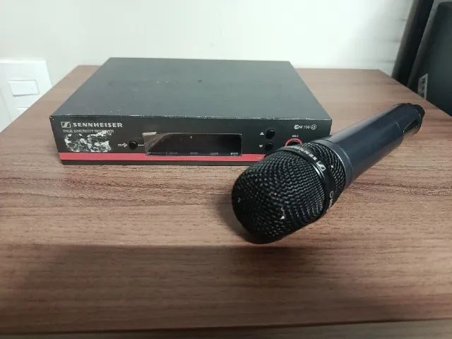 MICROFONE E835