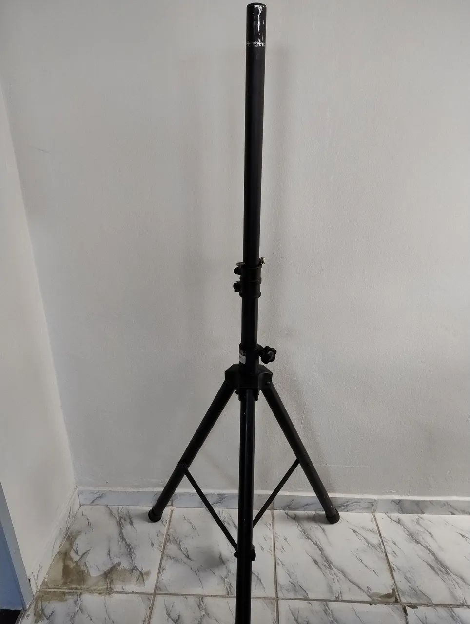 Suporte pedestal JBL para caixa de som - Foto 4
