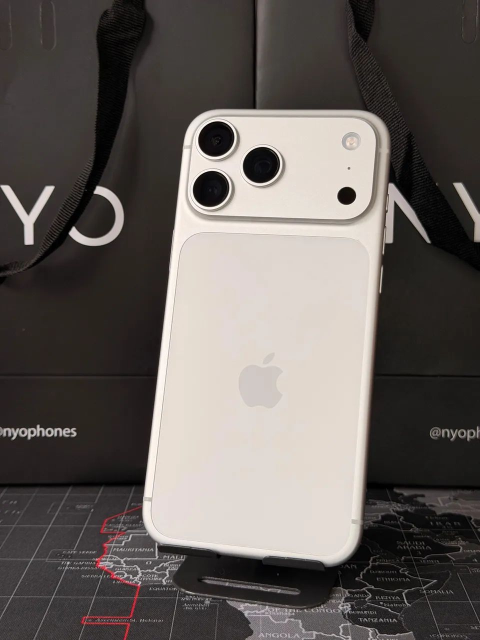 iPhone 17 Pro Max 256gb - Celulares e Smartphones - Jardim Janaína