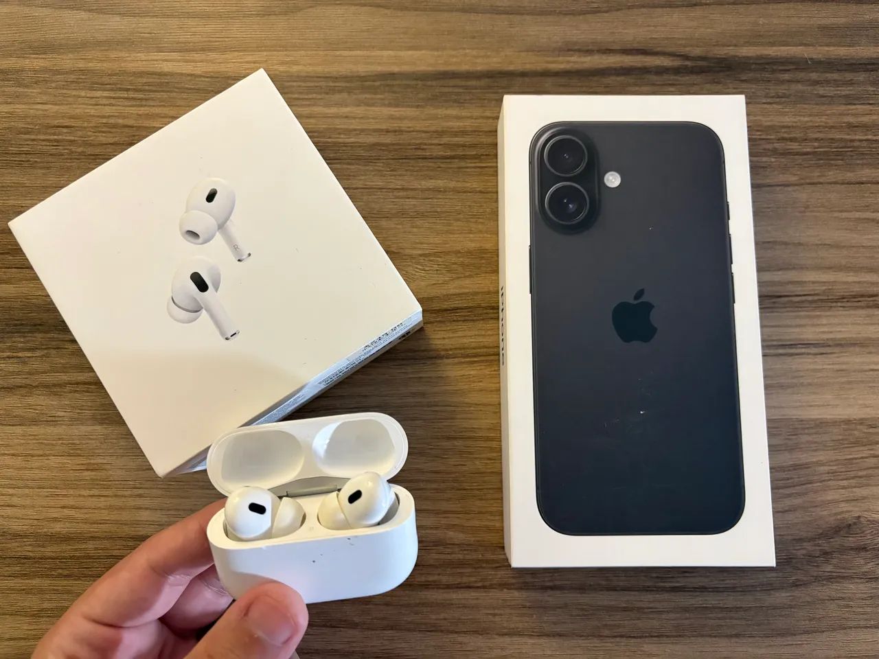 IPHONE 16 256gb + AIRPODS PRO 2ª GERAÇÃO 