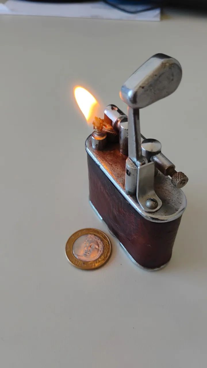 ISQUEIRO DE MESA DÉCADA DE 60