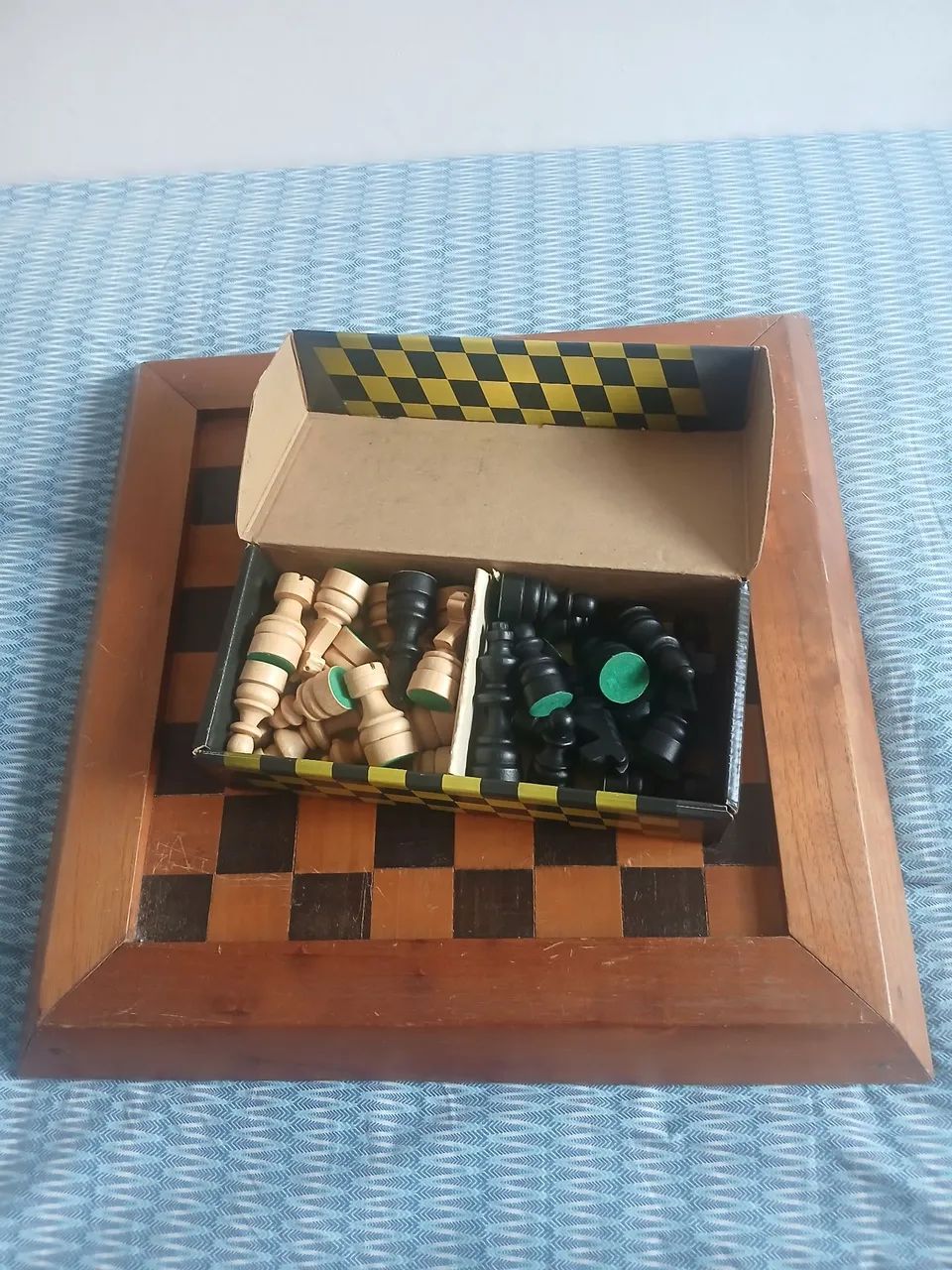 Tabuleiro de xadrez feito de maneira nobre  - Foto 2