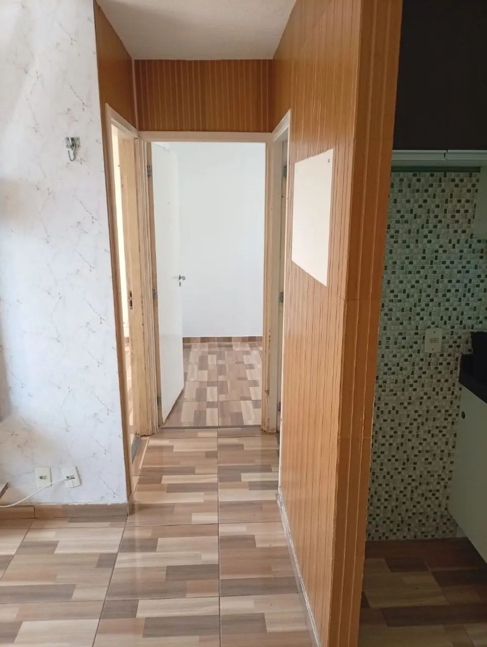 Apartamento no condomínio  flor do ananin