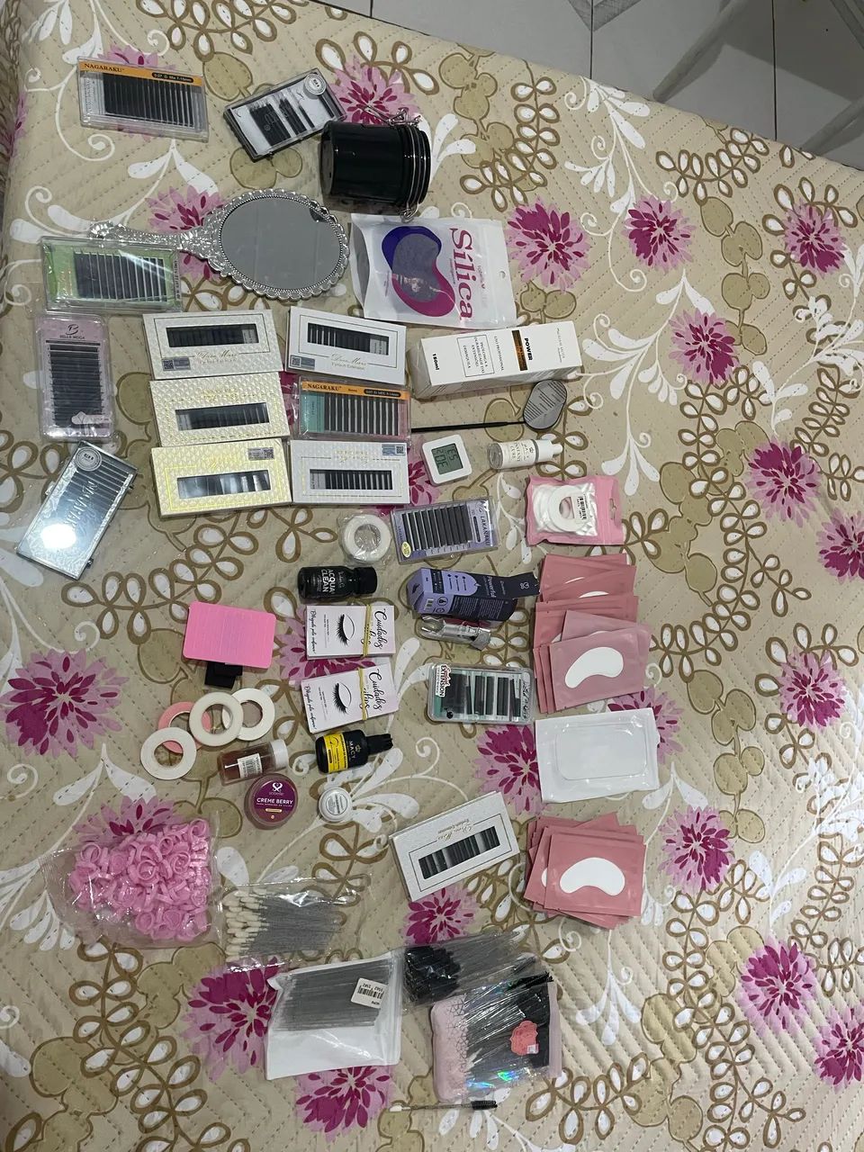 Vende-se produtos lash designer 
