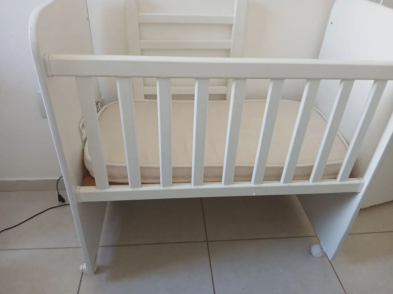 Vendo mini berço com o colchão  - Foto 2
