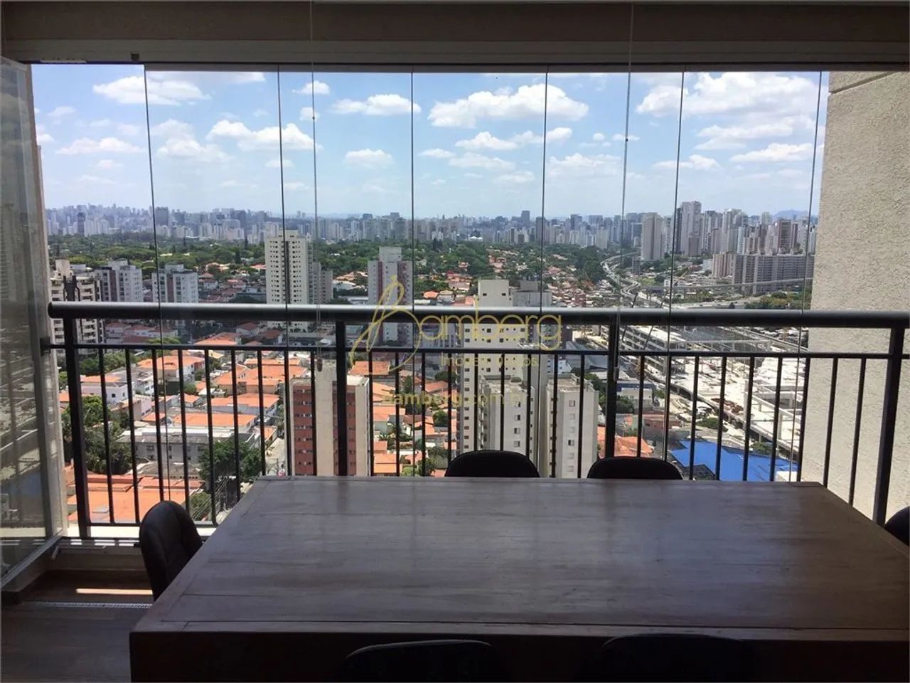 Apartamento na Vila Mascote com varanda gourmet