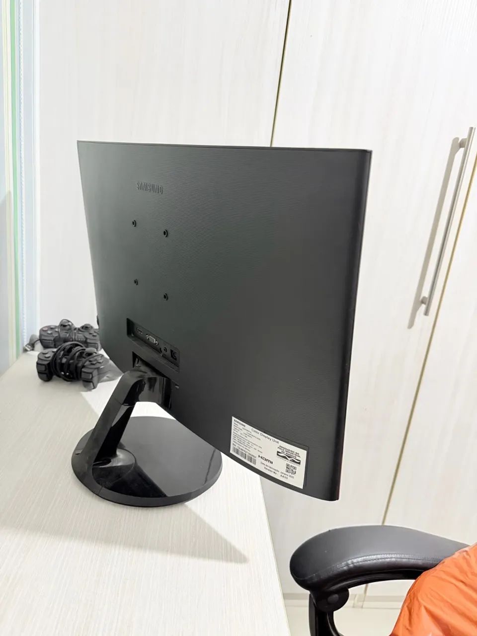 Vendo monitor curvo Samsung 24 polegadas  - Foto 4