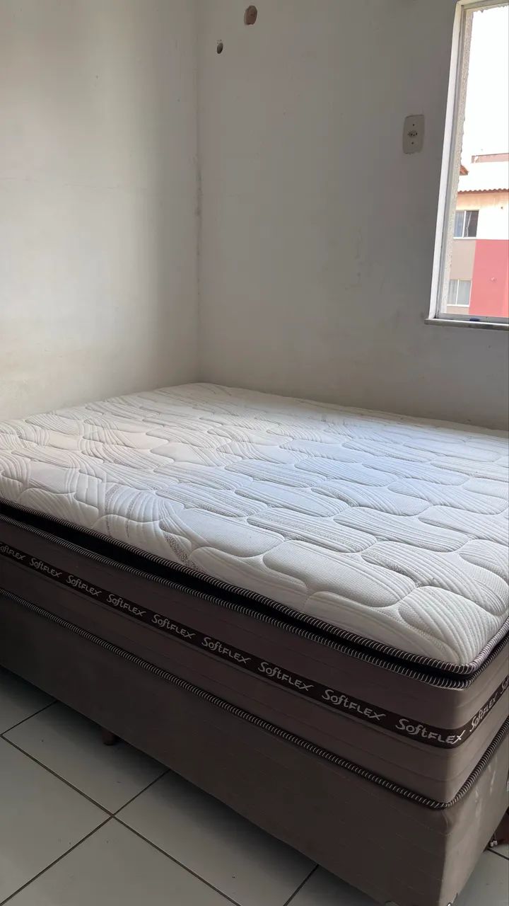 Cama queen Veneza