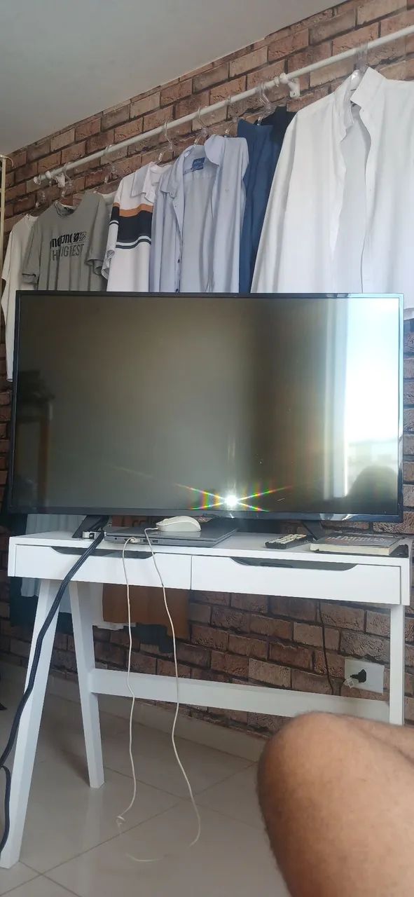 TV smart 43 polegadas AOC  - Foto 2