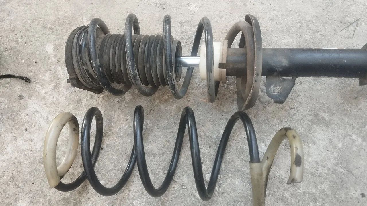 Peças do carro Linea 1.9 - Foto 3