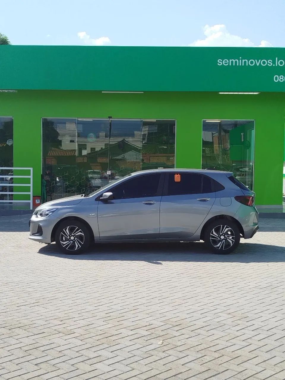 Chevrolet Onix Hatch LT 1.0 12V Flex Mec. 4P 2025 - Foto 2