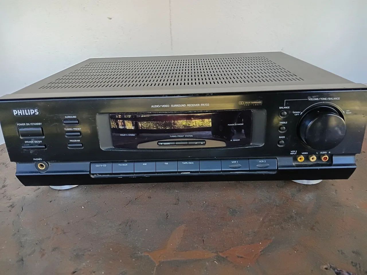 clássico receiver de áudio Philips FR-732