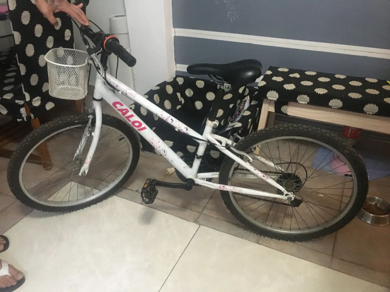 Bicicleta Ceci aro 18 com marchas e cestinha  - Foto 2