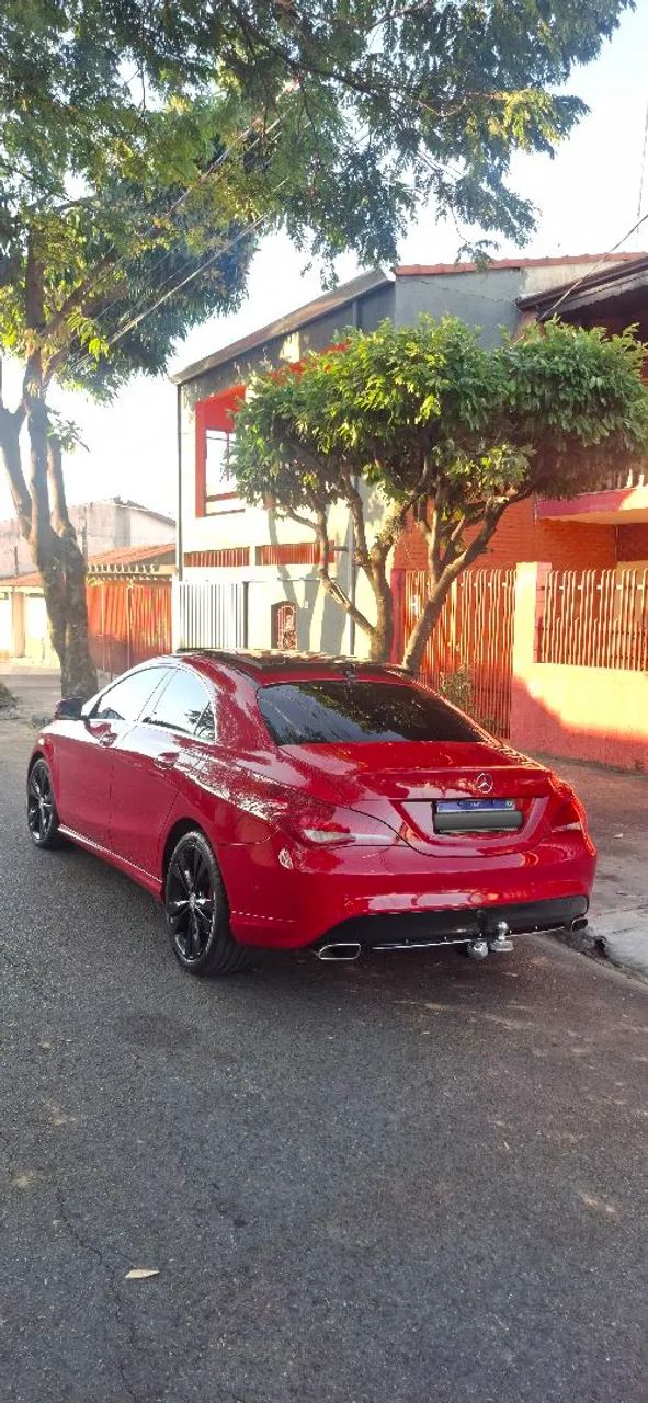 Mercedes-Benz CLA-200 First Edition 1.6 TB 16V Aut. 2015