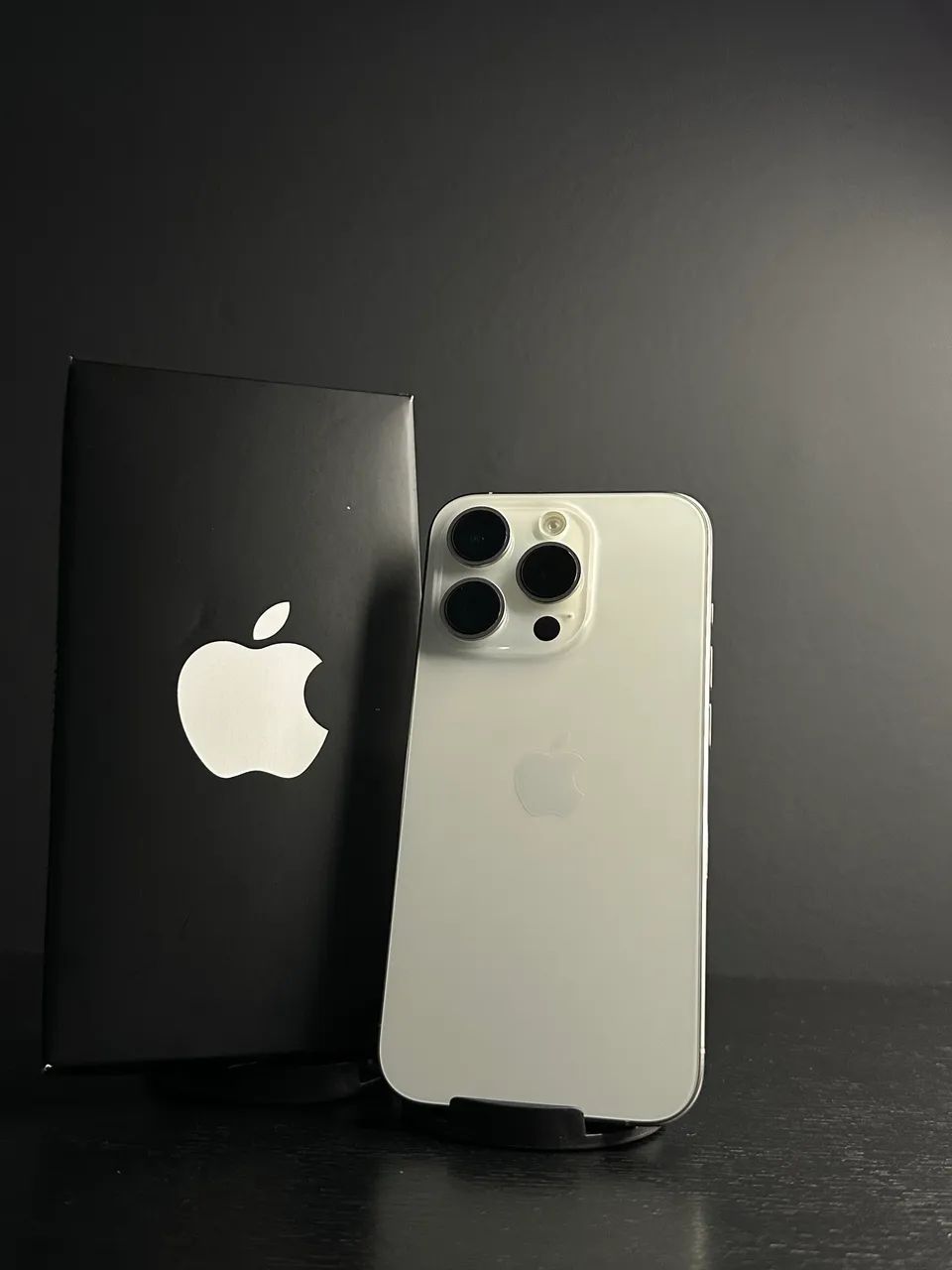 Apple iPhone 15 Pro 256GB ホワイト Apple Iphone 15 Pro Max 256gb Branco - Grade A | Parcelamento sem