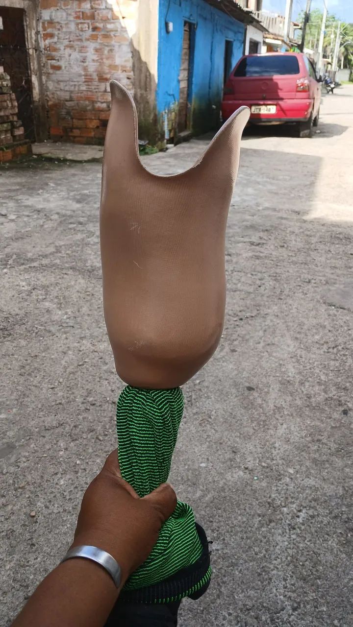 Prótese transtibial Lado Direito - Foto 5
