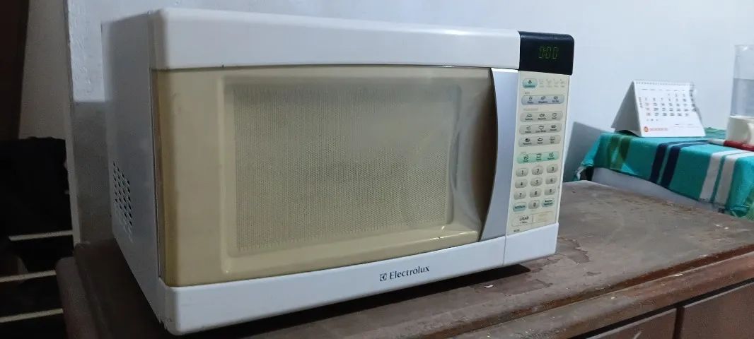 Microondas eletrolux 31 litros - Foto 3