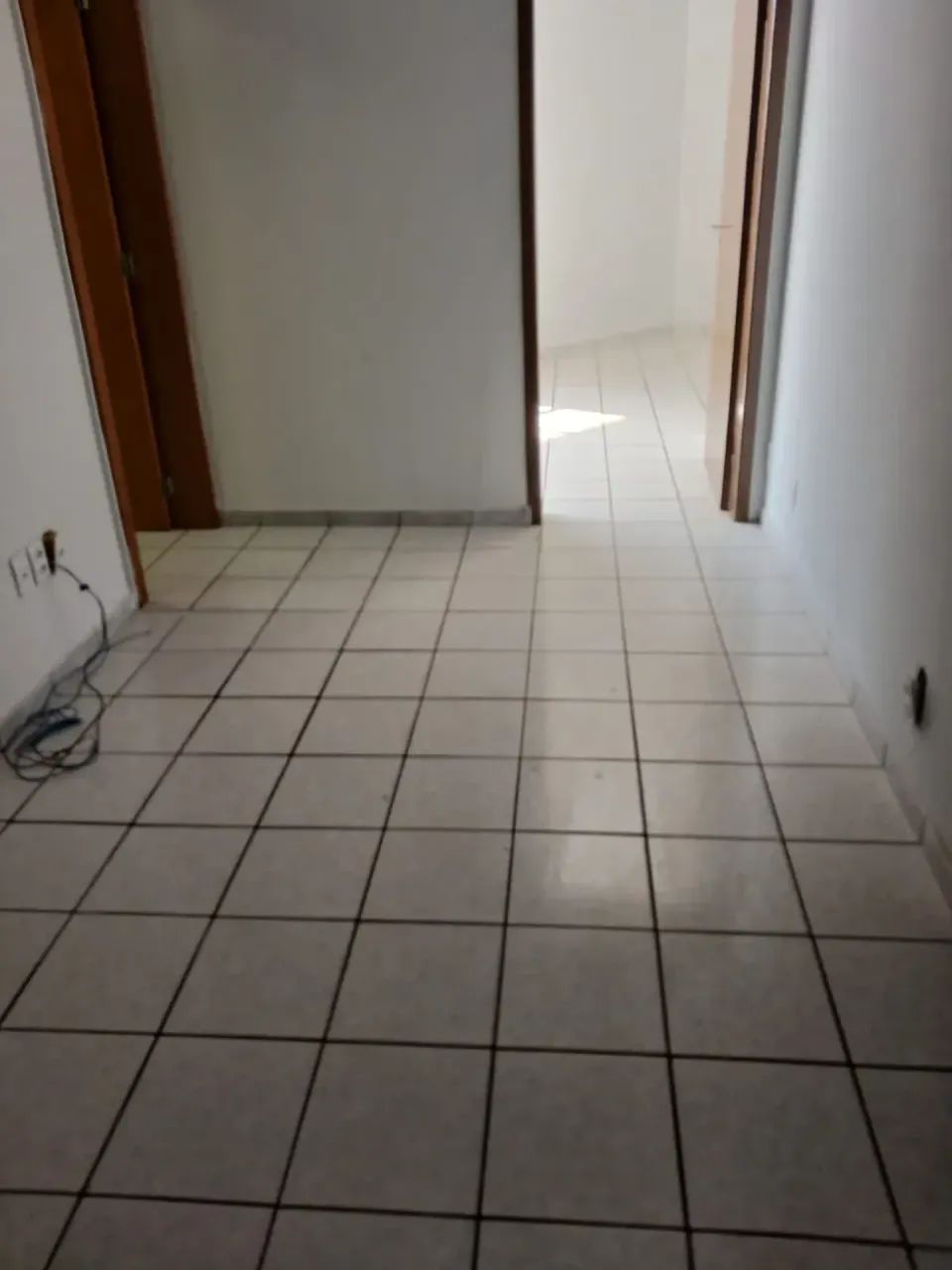 Centro comercial para aluguel com 40 metros quadrados em Centro-Sul - Cuiabá - MT