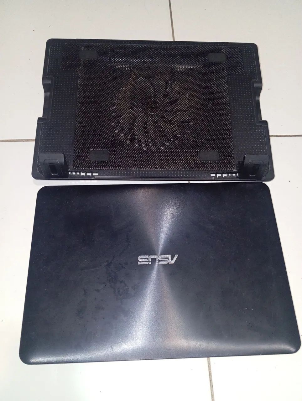Notebook Defeito mais Base cooler funcionando 