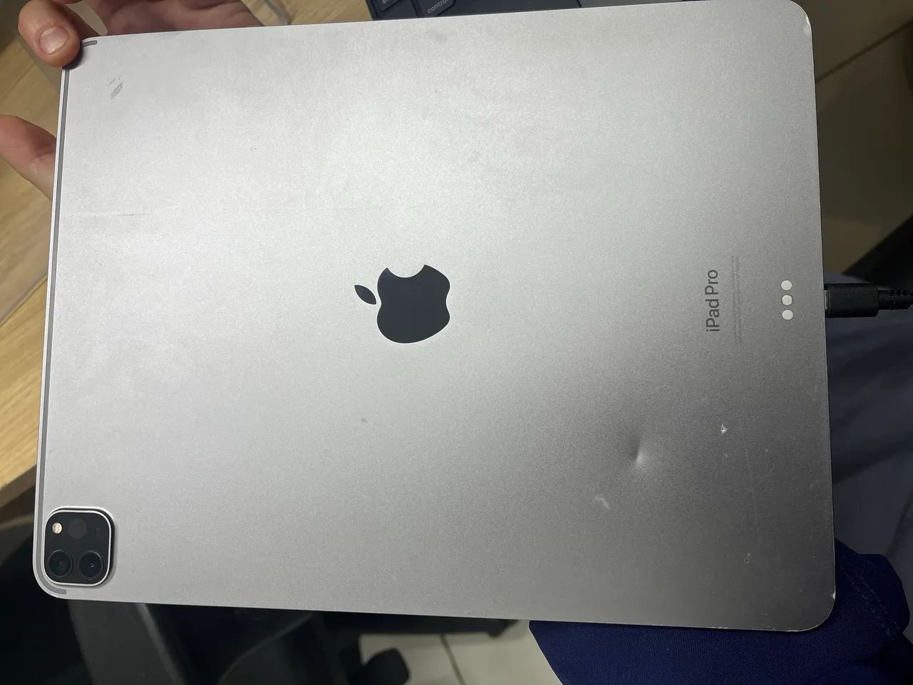 iPad Pro M2 128gb 12.9p + Magickeyboard 2 + Apple Pencil 2 - Foto 2
