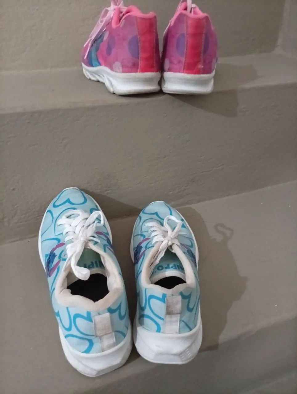 Tênis strich - $40 os dois - Calçados Esportivos - Monte Belo