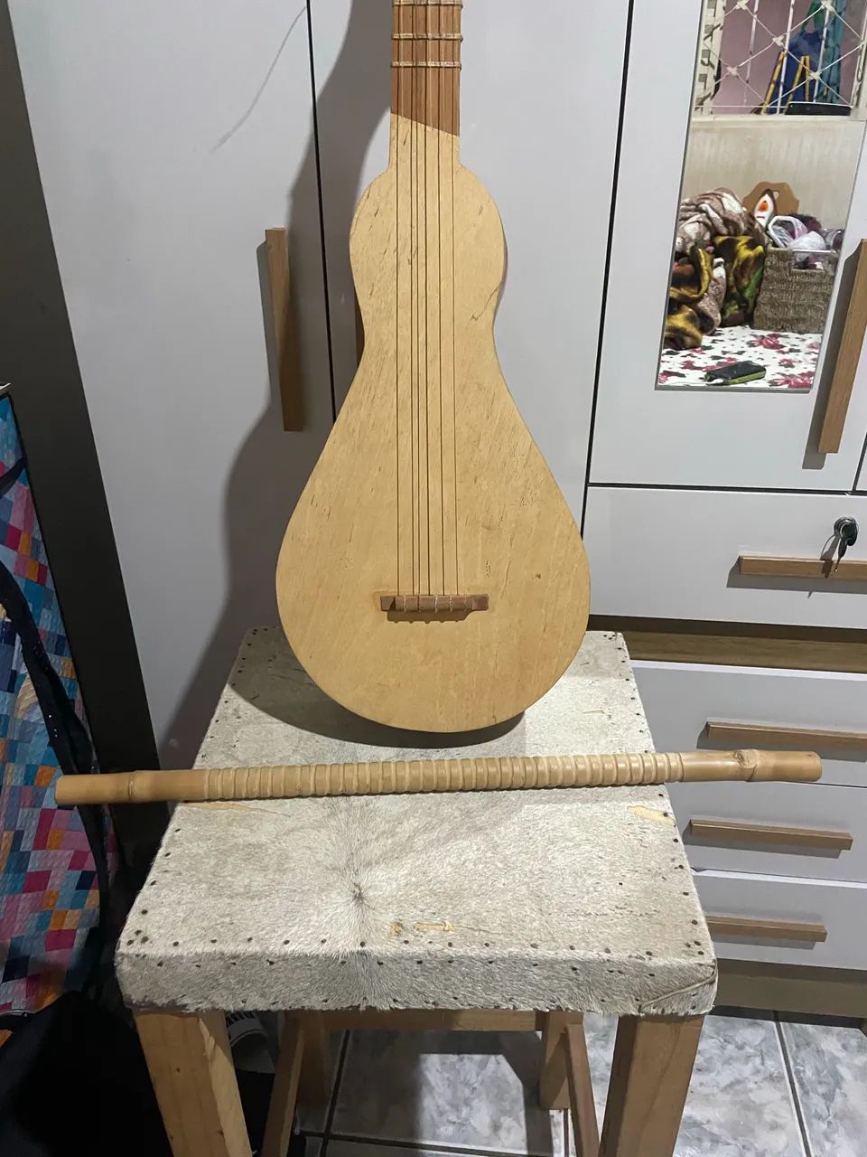 Viola de cocho mocho e ganzá  - Foto 2