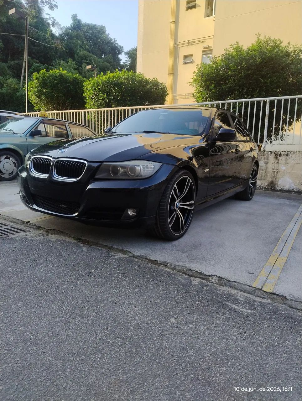 BMW 320I A 2011 - Foto 2