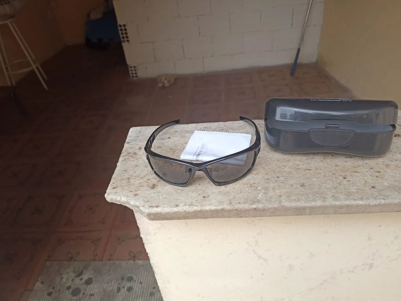Óculos  de  sol