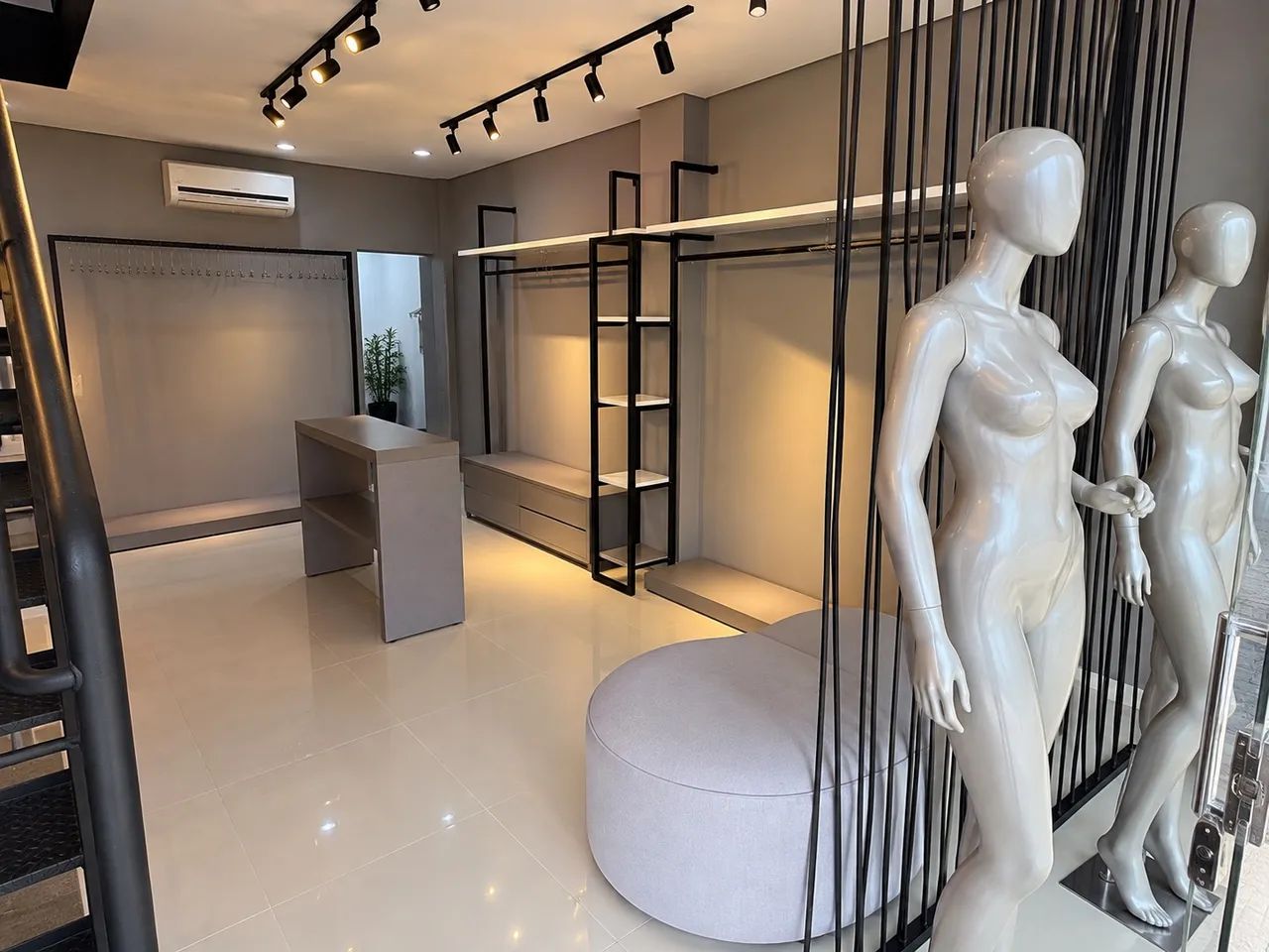 Loja de Roupa próximo ao Praia Clube (sem estoque ) - Foto 2