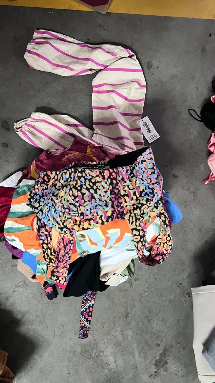 Lote de roupa  - Foto 5