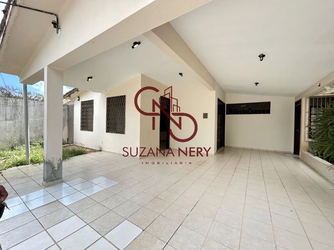 Casa com 4 quartos, piscina em Pitumbu - Natal