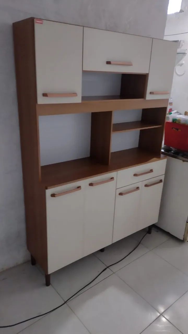 Armário de Cozinha Completo com Design Sofisticado