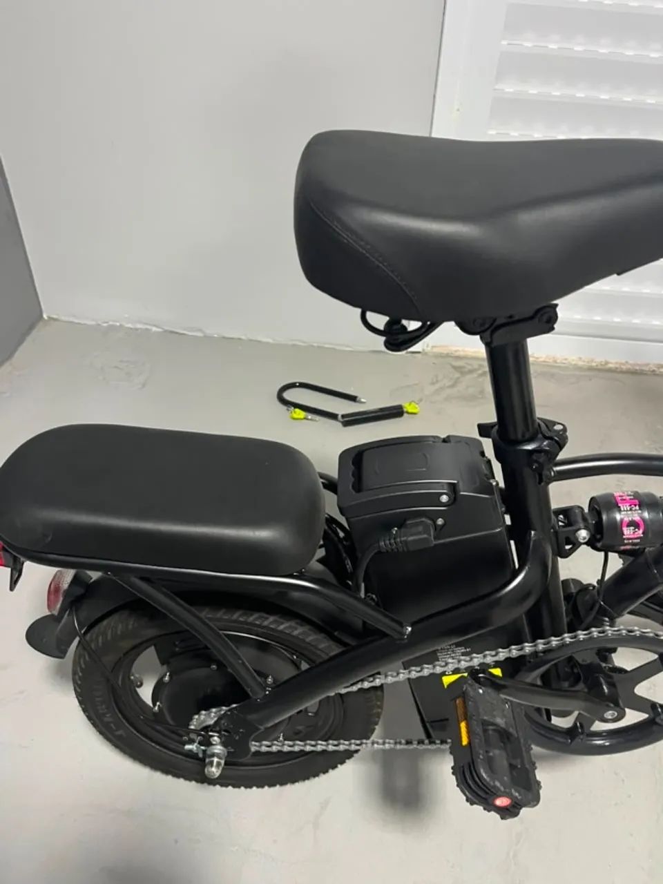 Bicicleta Elétrica Dobrável - Foto 5