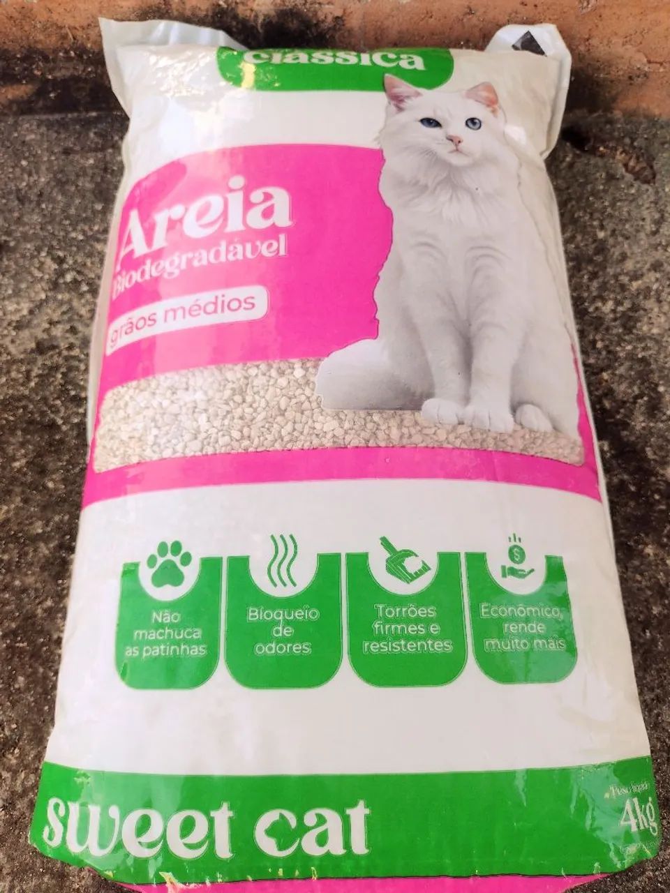 Areia pra gatos 