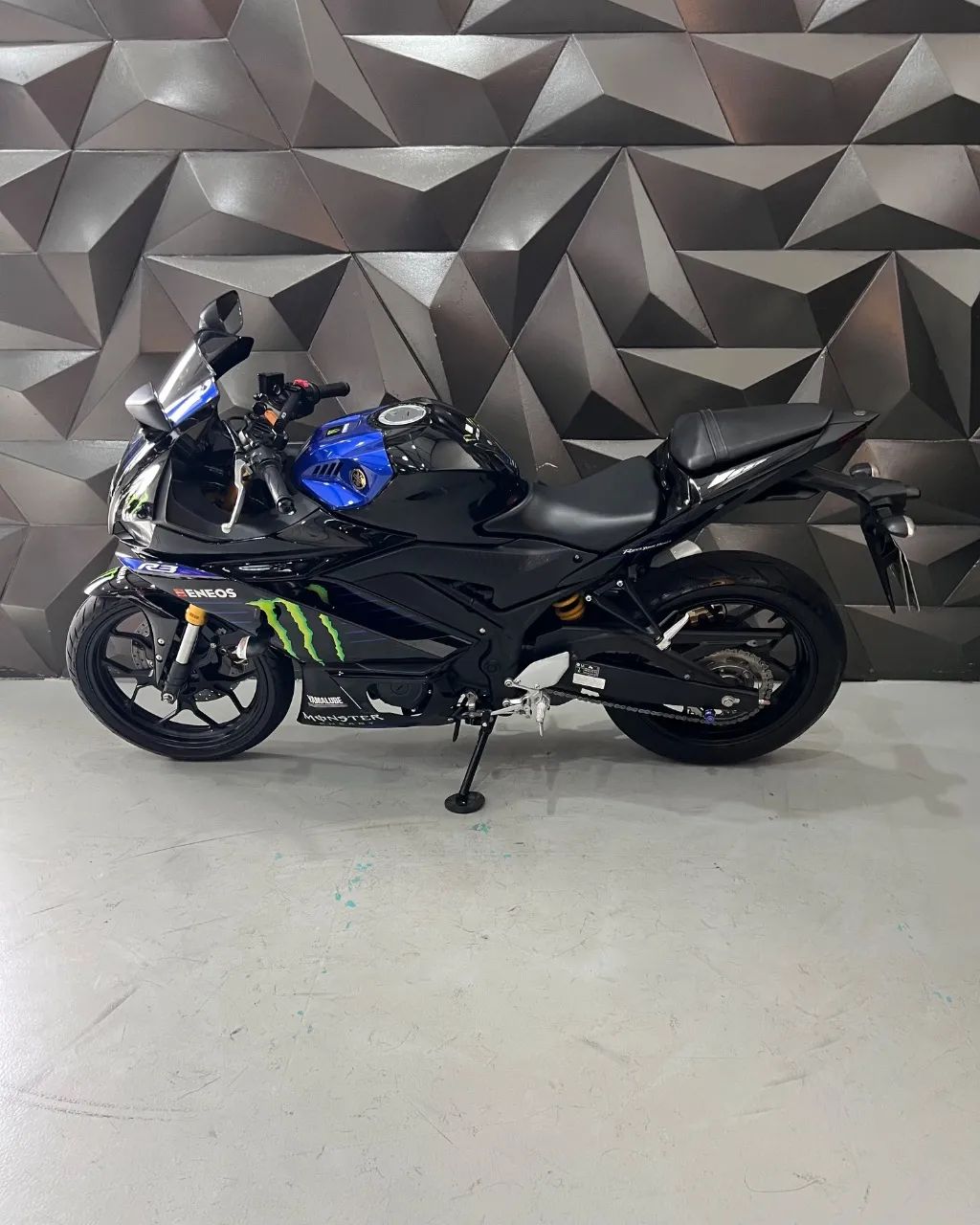 YZF R3 MONSTER - Foto 5