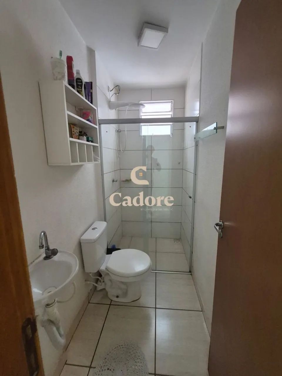 Apê completo no Panorama! 2 quartos, elevador e ótima localização - Foto 3