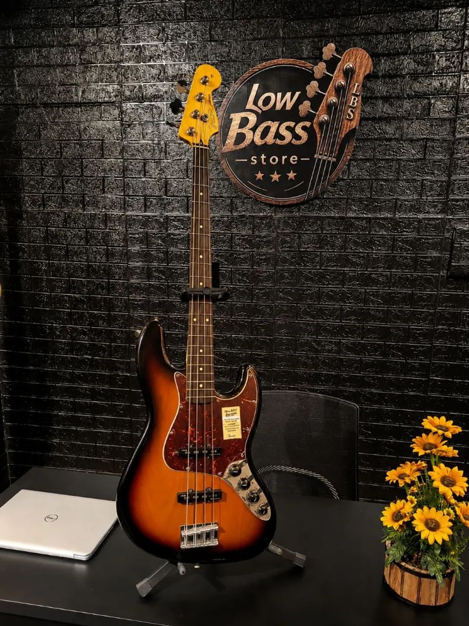 Baixo fender mexicano 