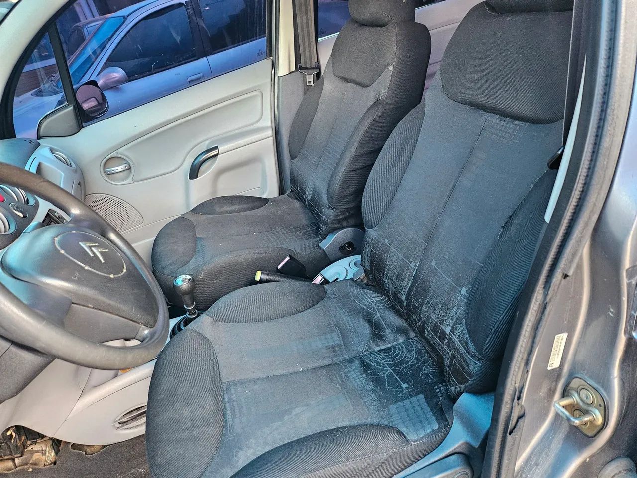 Citroën C3 GLX 1.6/ 1.6 Flex 16V 5p, foto 5 de 9