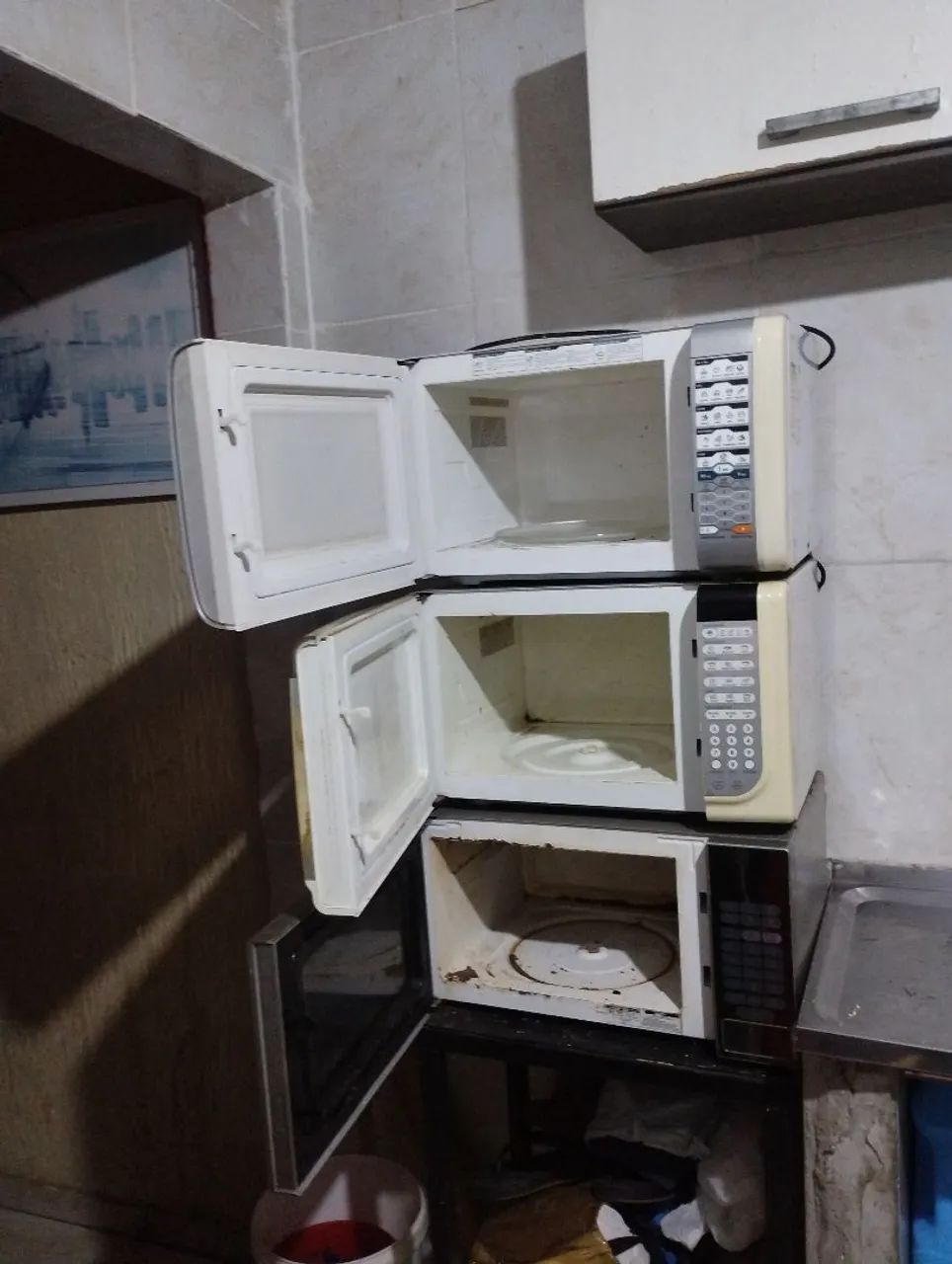 3 microondas pra vender 