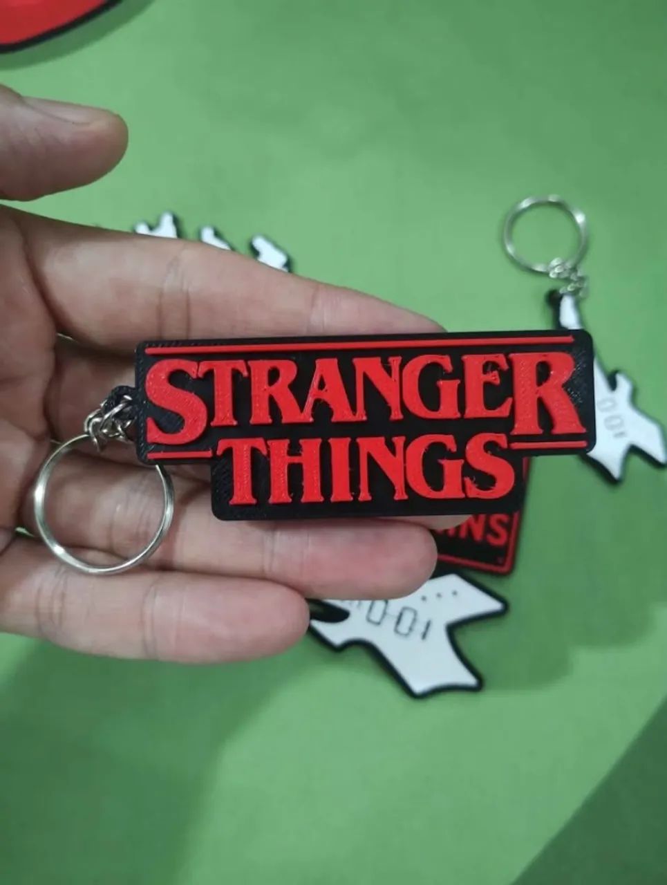 Chaveiro Stranger Things - Vecna On Eleven Hawkins hellfire - NerdDog Store - Foto 3