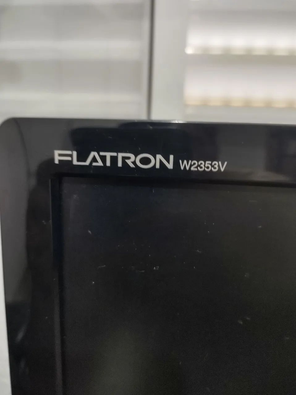 Monitor LG Flatron W2353V 23 polegadas - Foto 2