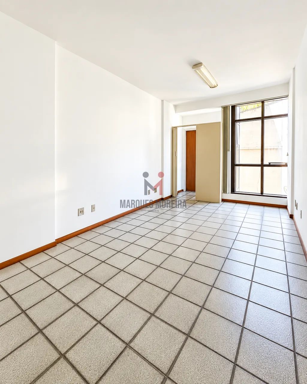 Sala Comercial no Ed. Dr. Geraldo Moutinho  Centro de Juiz de Fora - Foto 4